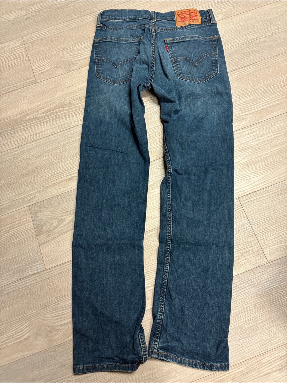 Levi's Straight Leg Jeans in Indigo Blue 28x32